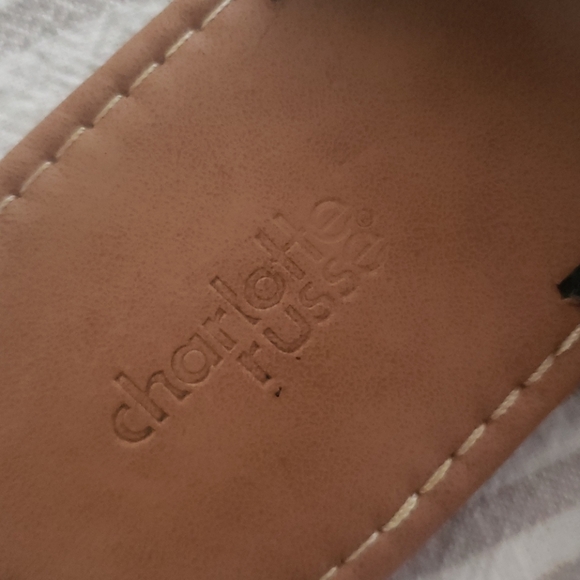 Sandals - Picture 5 of 5